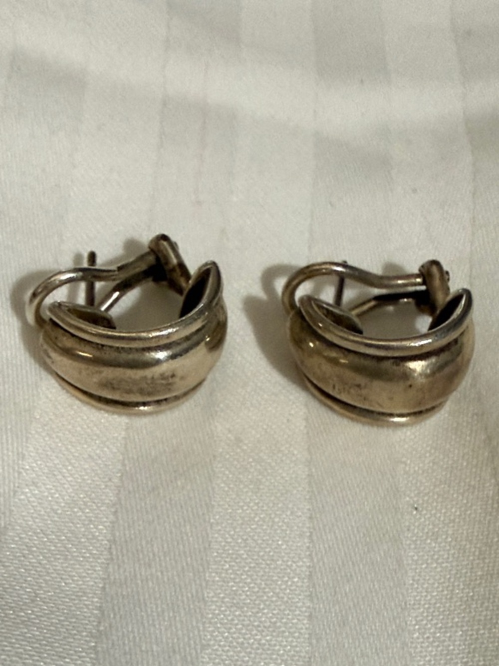 Retired James Avery Silver-Tone Chunky Hoop with Clip-On backing Earrings